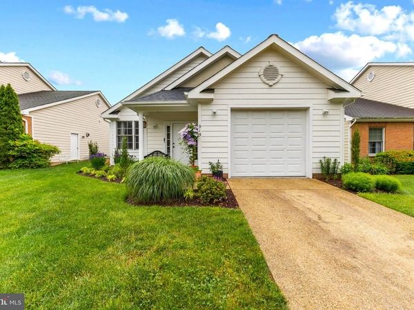 915 HICKORY CIRCLE, LA PLATA, MD 20646