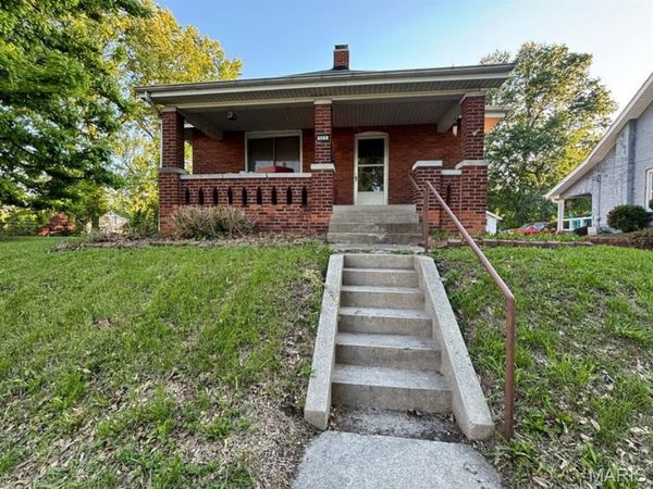 609 Mascoutah Avenue , Belleville, IL 62220