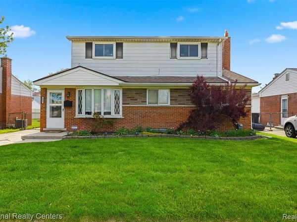 16021 Dugan Street, Roseville, MI 48066