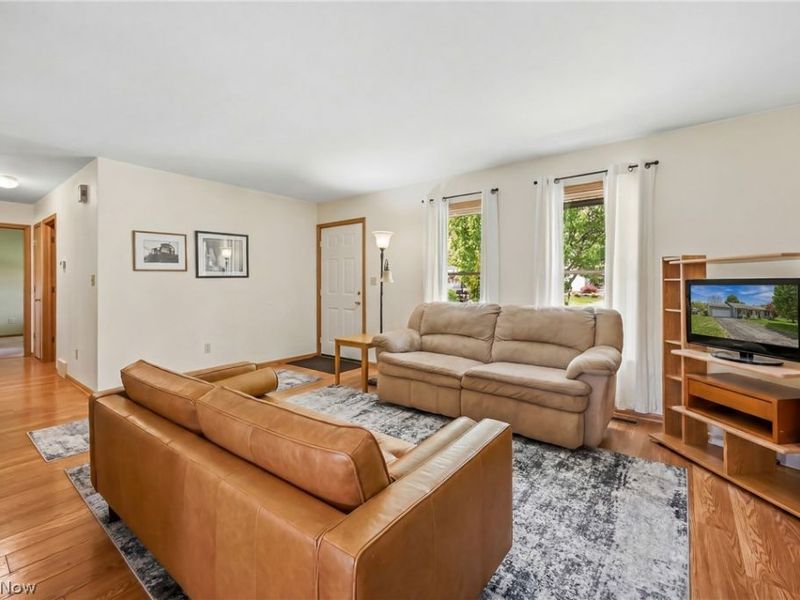 1752 Ansley Way, Salem, OH 44460 Photo 4