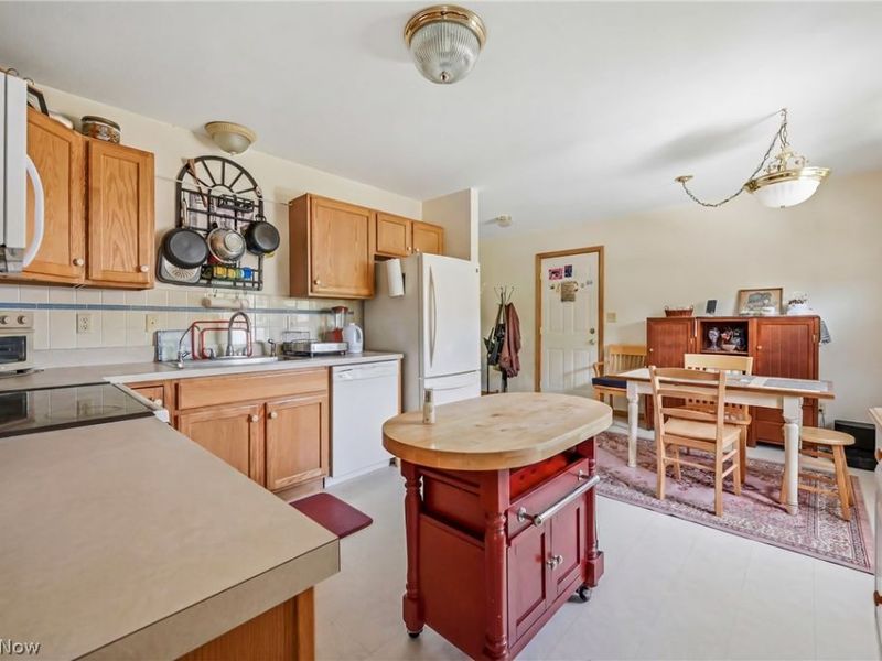 1752 Ansley Way, Salem, OH 44460 Photo 7
