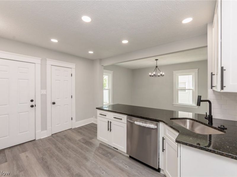 3569 W 136th Street, Cleveland, OH 44111 Photo 20