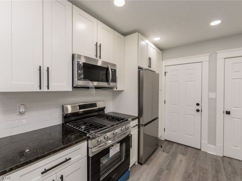 3569 W 136th Street, Cleveland, OH 44111 Photo 21