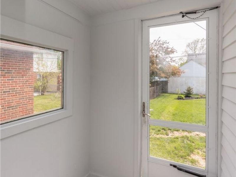 3569 W 136th Street, Cleveland, OH 44111 Photo 25