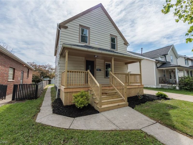 3569 W 136th Street, Cleveland, OH 44111 Photo 3