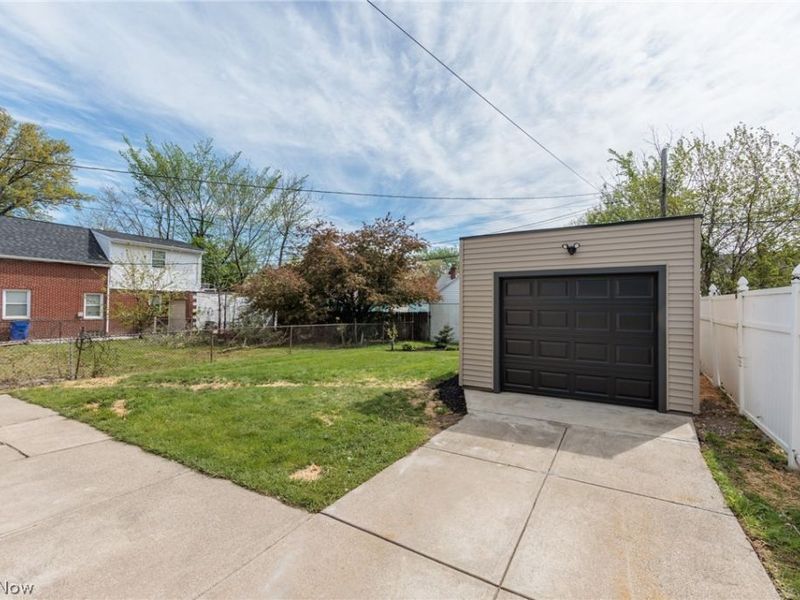 3569 W 136th Street, Cleveland, OH 44111 Photo 44