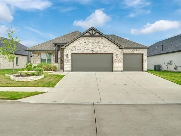 117 Community Drive, Lavon, TX 75166