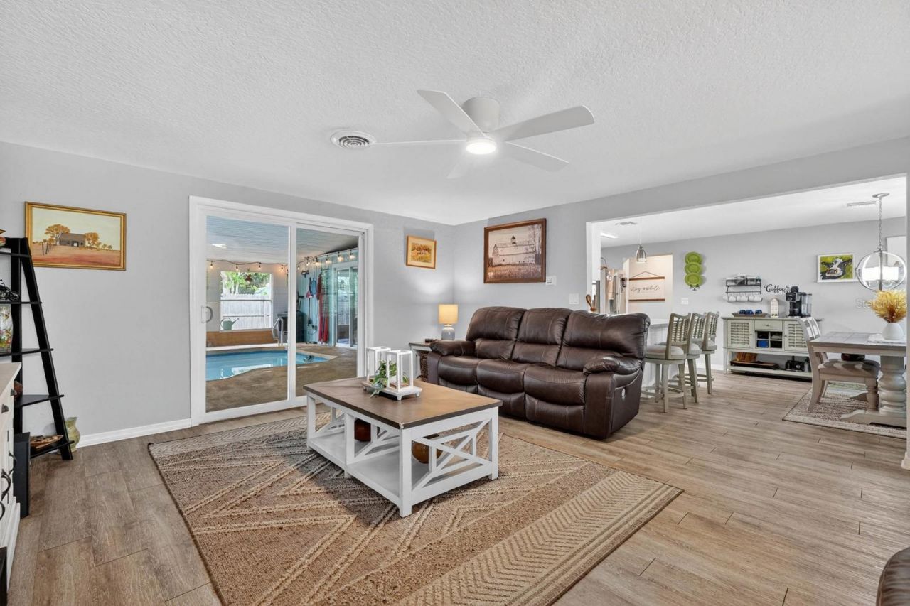 925 Flagler Avenue, Edgewater, FL 32132 Photo