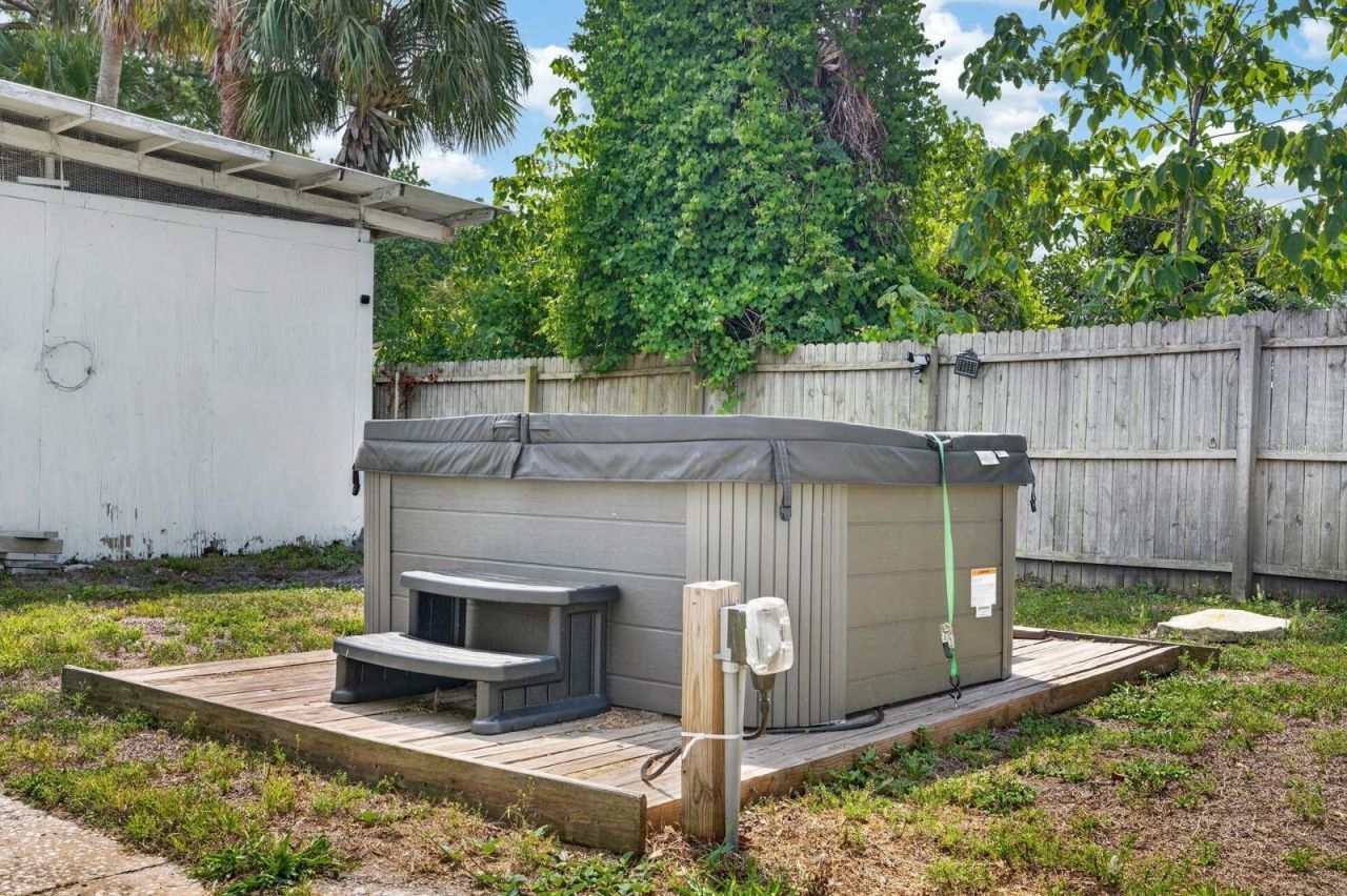 925 Flagler Avenue, Edgewater, FL 32132 Photo