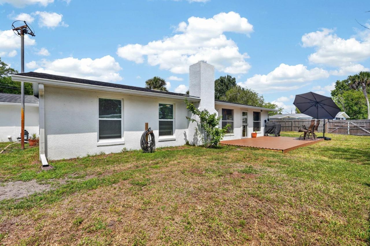 925 Flagler Avenue, Edgewater, FL 32132 Photo