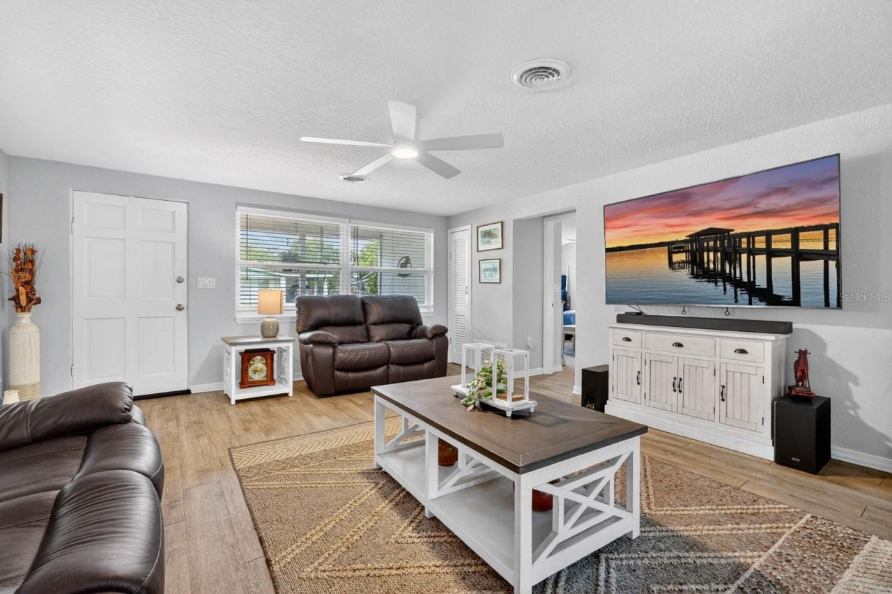 925 Flagler Avenue, Edgewater, FL 32132 Photo