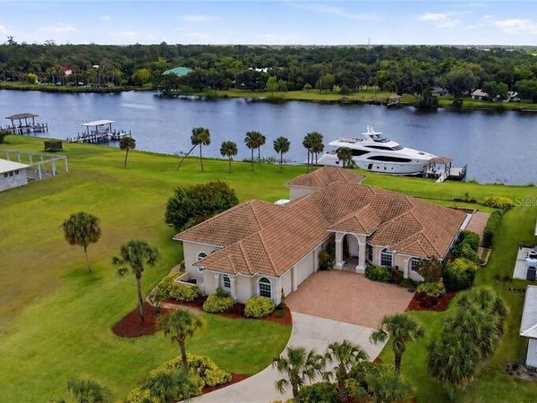 2504 CALOOSA SHORES DRIVE, LABELLE, FL 33935
