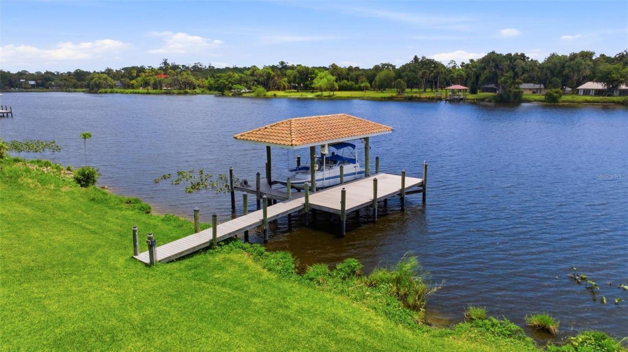 2504 Caloosa Shores Drive, Labelle, FL 33935 Photo