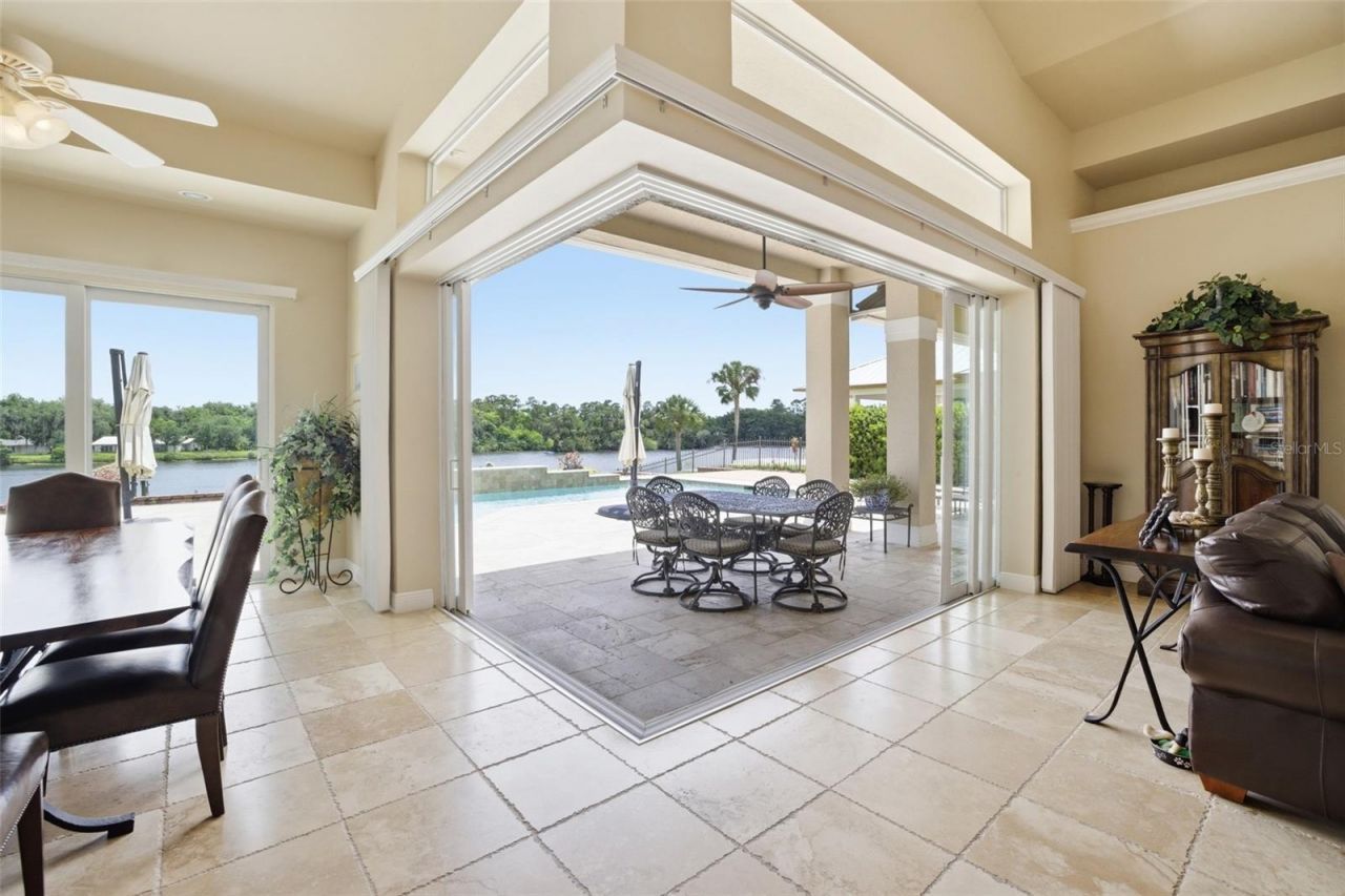 2504 Caloosa Shores Drive, Labelle, FL 33935 Photo