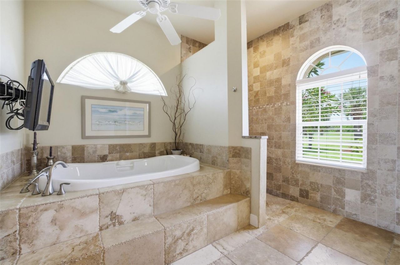 2504 Caloosa Shores Drive, Labelle, FL 33935 Photo