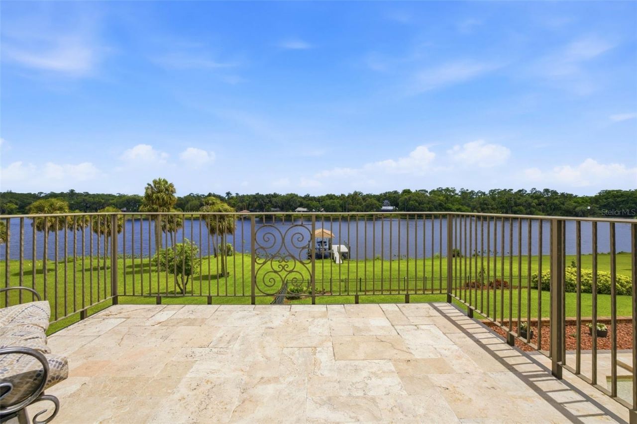 2504 Caloosa Shores Drive, Labelle, FL 33935 Photo