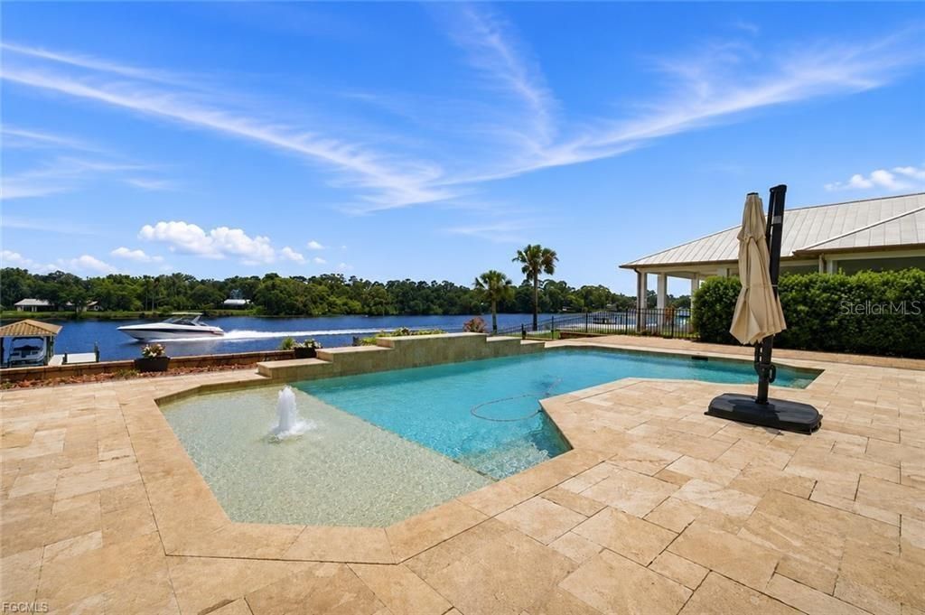 2504 Caloosa Shores Drive, Labelle, FL 33935 Photo
