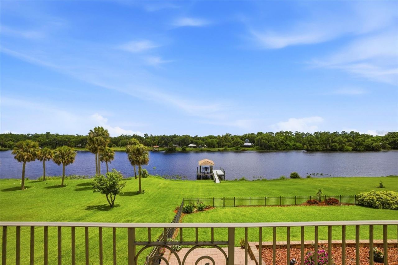 2504 Caloosa Shores Drive, Labelle, FL 33935 Photo
