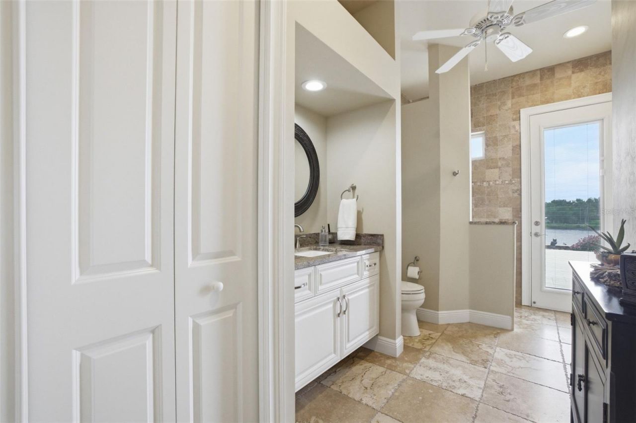 2504 Caloosa Shores Drive, Labelle, FL 33935 Photo