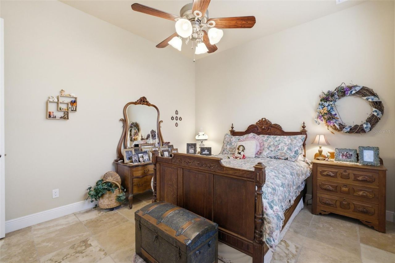 2504 Caloosa Shores Drive, Labelle, FL 33935 Photo