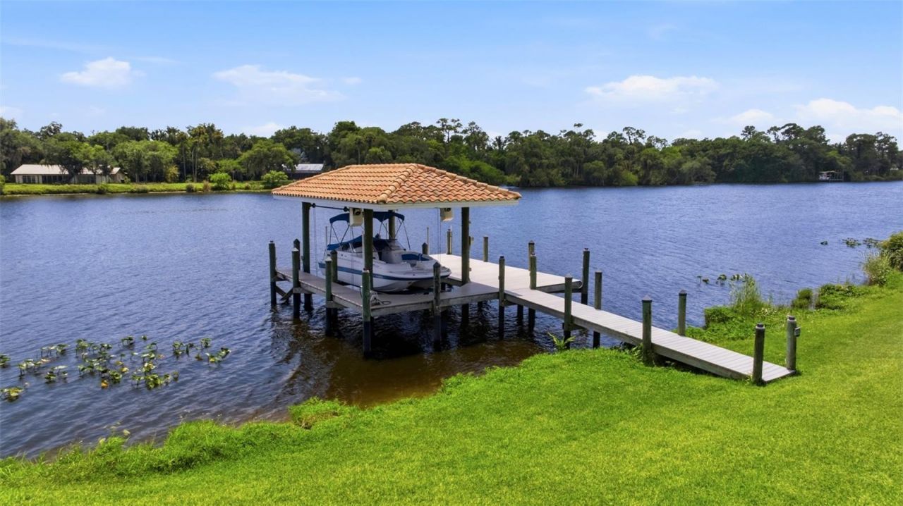 2504 Caloosa Shores Drive, Labelle, FL 33935 Photo