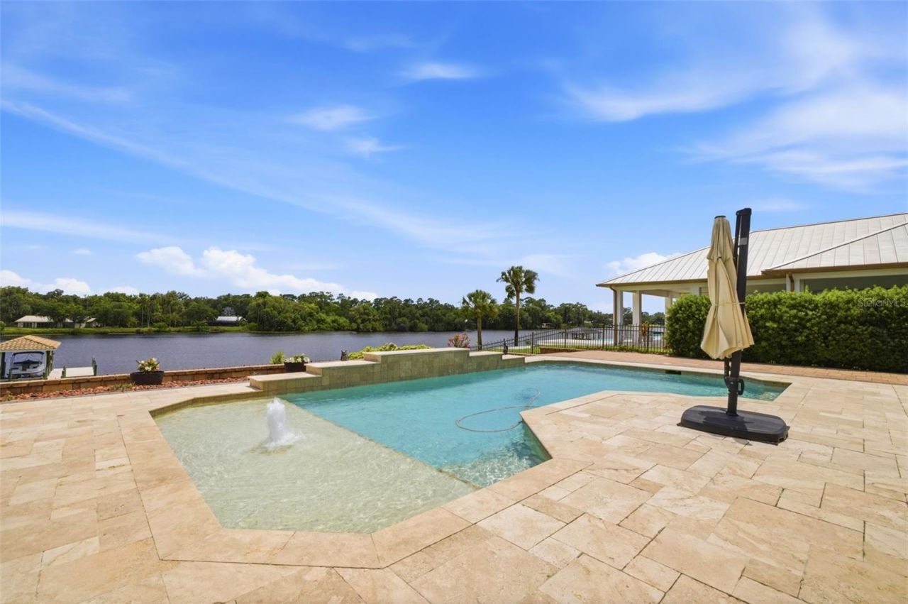 2504 Caloosa Shores Drive, Labelle, FL 33935 Photo