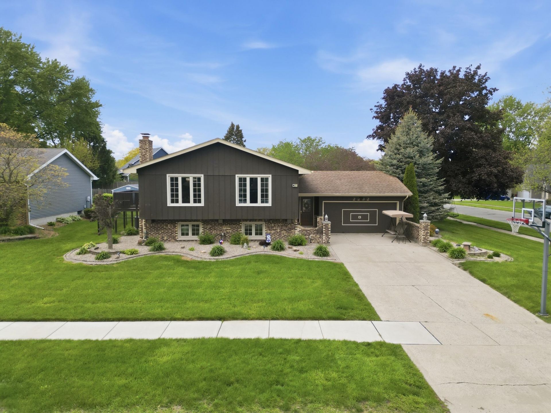2232 Normandy Road, Schererville, IN 46375 Main Photo