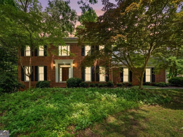 100 Lakemont Circle, Fayetteville, GA 30215