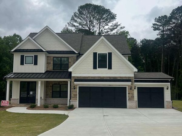 907 Bessie Court, Loganville, GA 30052