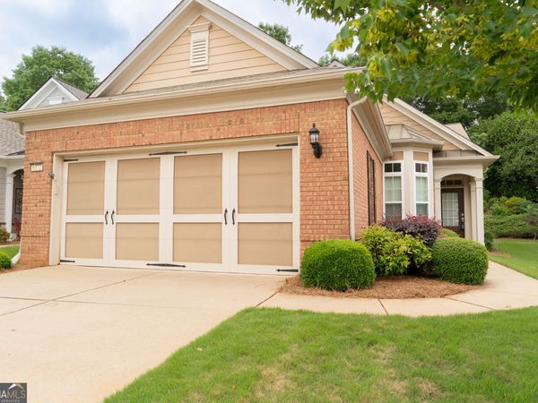 6372 Rockpoint Lane, Hoschton, GA 30548