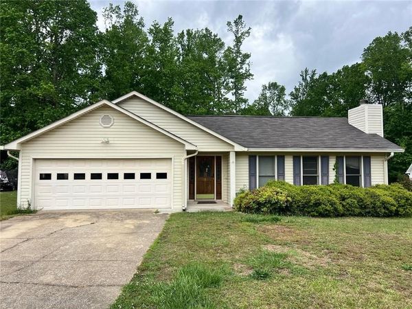 148 River Ridge Drive , Carrollton, GA 30117