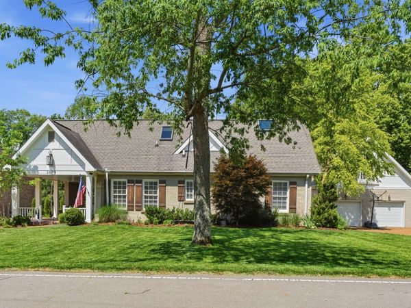 3619 Caldwell Ct, Nashville, TN 37204