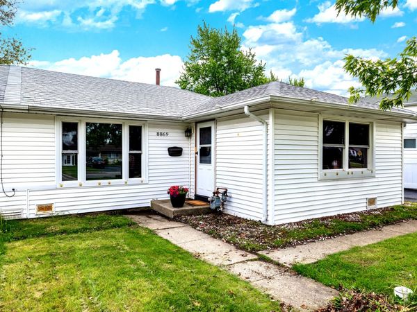 8869 S Kostner Avenue , Hometown, IL 60456