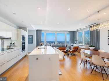 50 S 16TH STREET, Unit 5205, PHILADELPHIA, PA 19102
