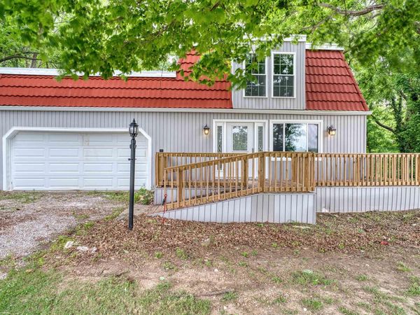 2645 Oak Hill Road, Evansville, IN 47711