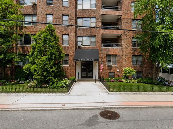 325 Main Street, Unit 5D, White Plains, NY 10601