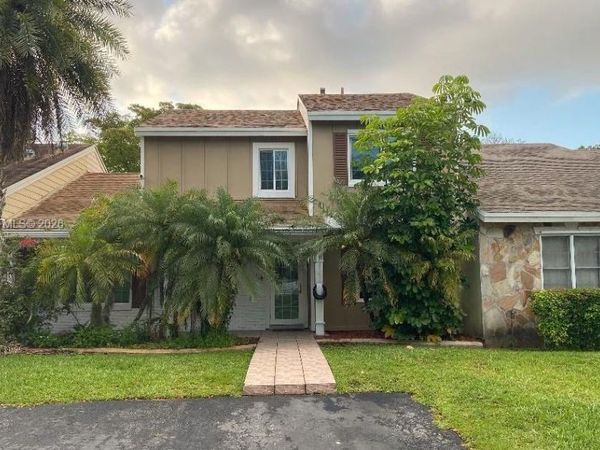 14551 SW 142nd Ct Cir , Miami, FL 33186
