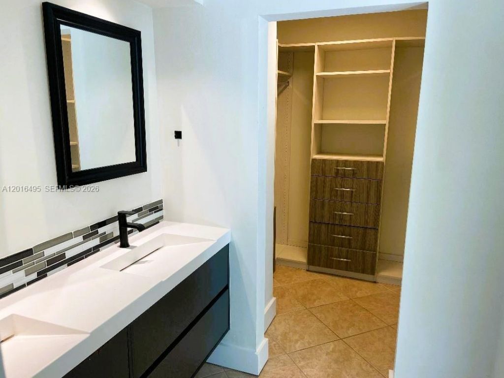 14551 SW 142nd Ct Cir , Miami, FL 33186 Photo