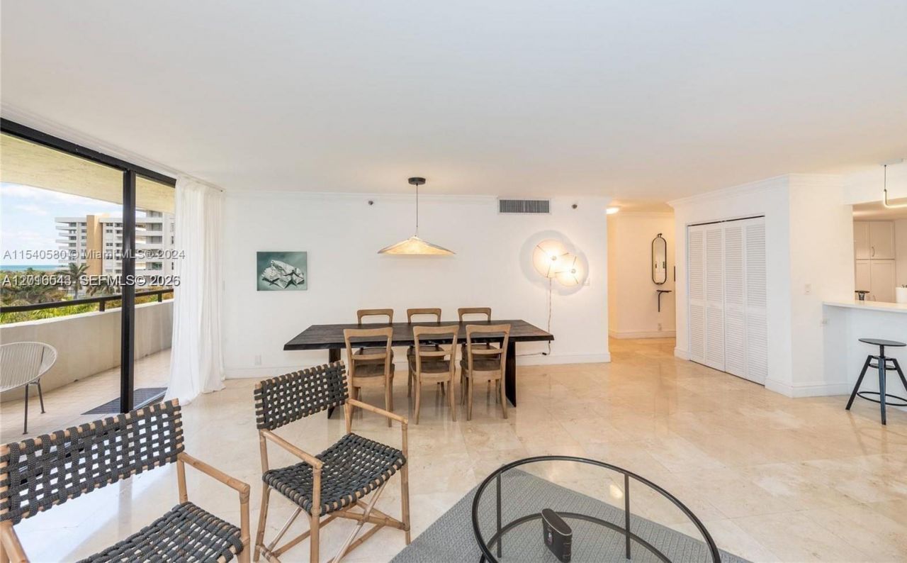 170 Ocean Lane Dr, Unit 709, Key Biscayne, FL 33149 Photo