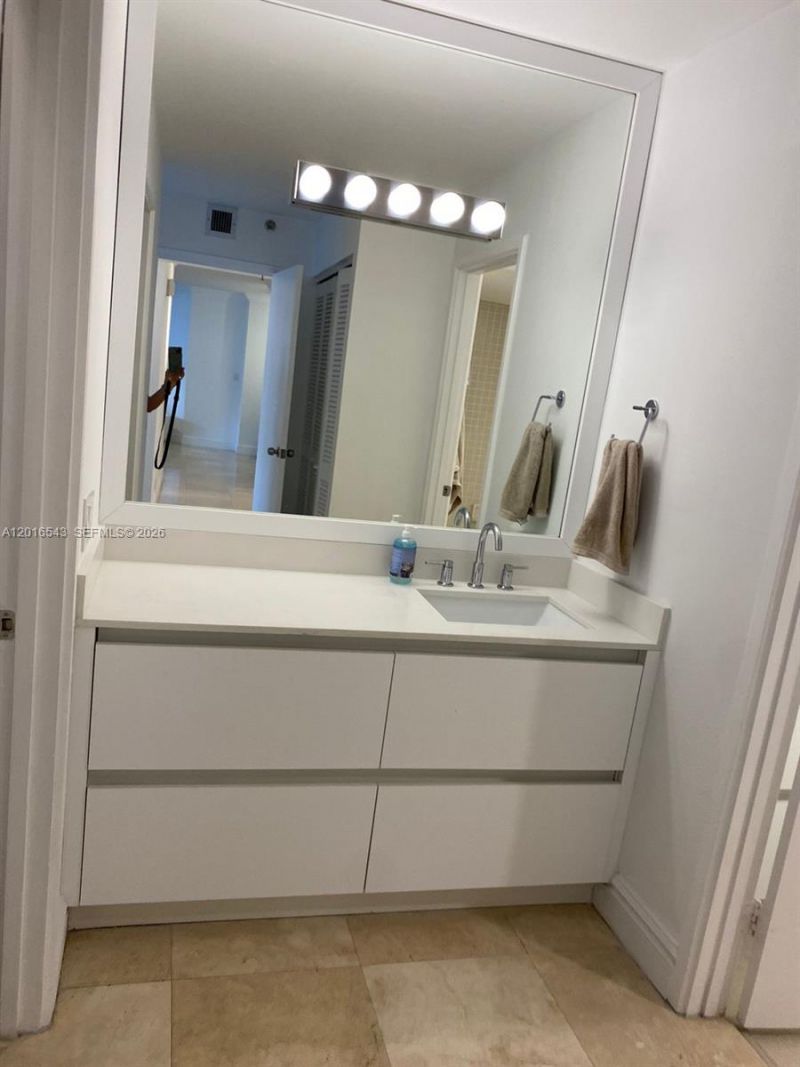 170 Ocean Lane Dr, Unit 709, Key Biscayne, FL 33149 Photo