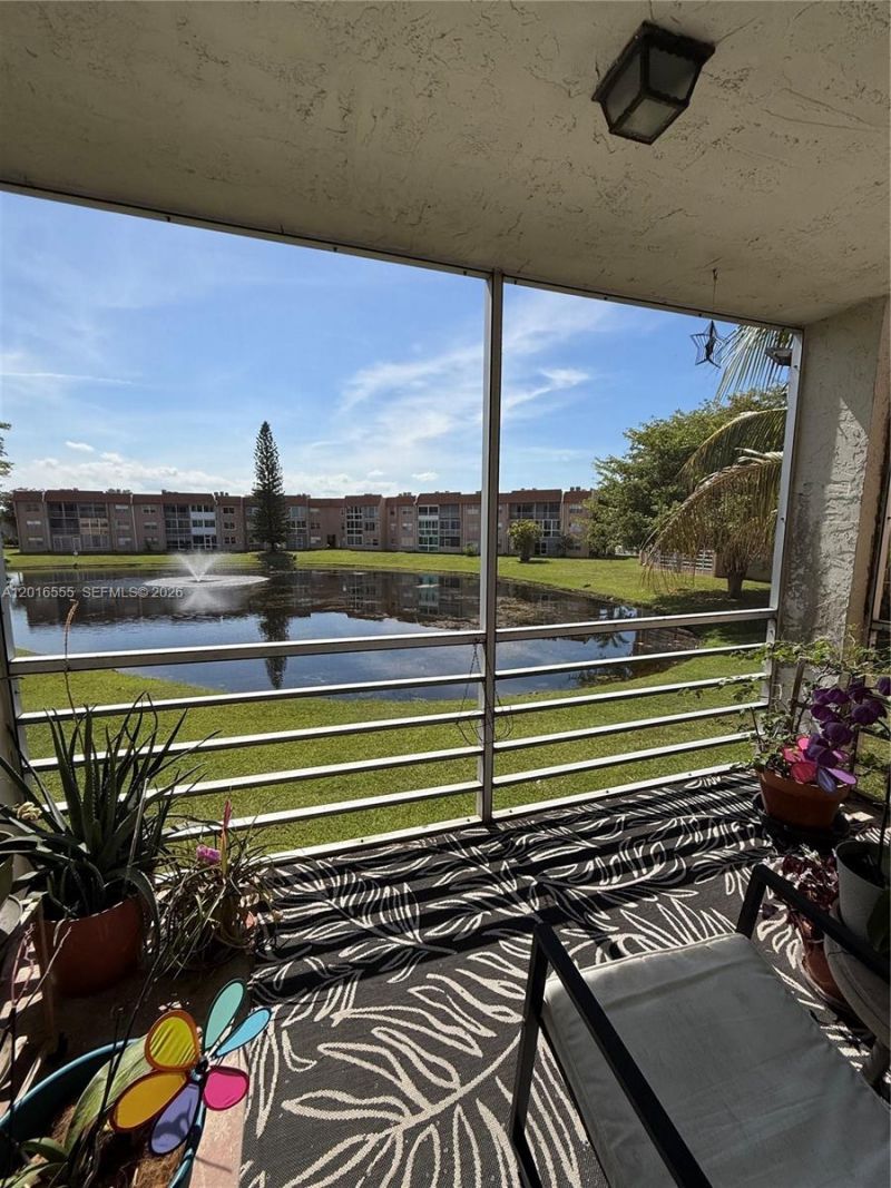 9800 Sunrise Lakes Blvd , Unit 202, Sunrise, FL 33322 Photo