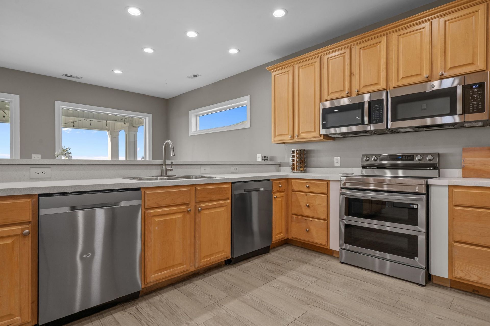 4202 N Ocean Blvd. Photo 13
