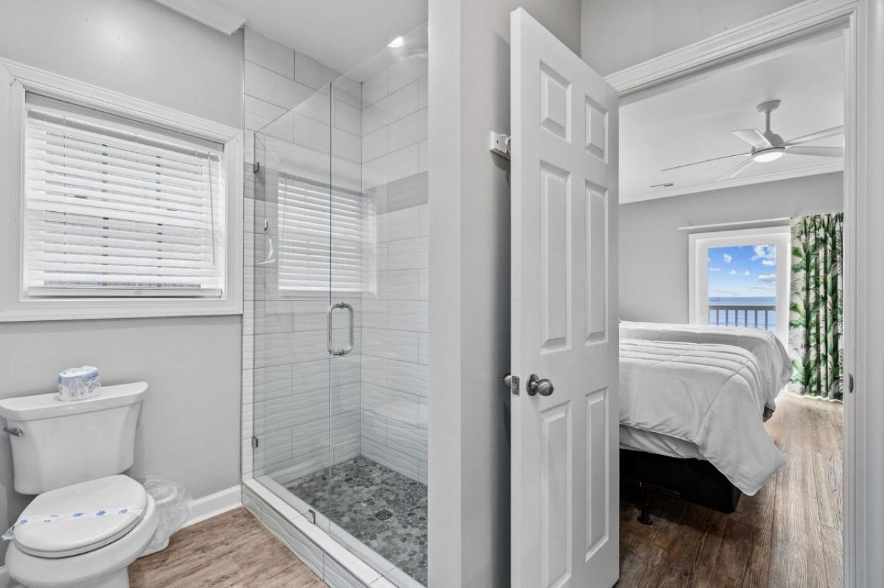 4202 N Ocean Blvd. Photo 27
