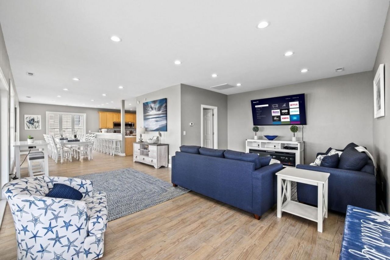 4202 N Ocean Blvd. Photo 6