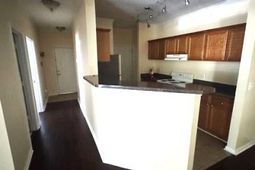 45 Sycamore Avenue photo 4