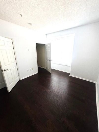 45 Sycamore Avenue Photo 9