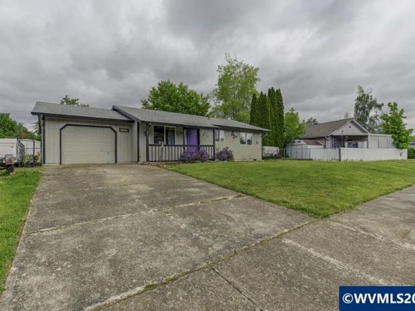 1218 SW Bryson St, Dallas, OR 97338