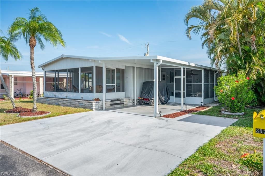 3073 Longview Ln, North Fort Myers, FL 33917 Photo