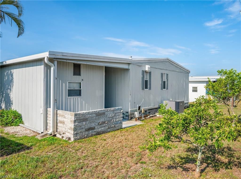3073 Longview Ln , North Fort Myers, FL 33917 Photo