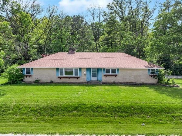 6137 Floraville Road, Millstadt, IL 62260